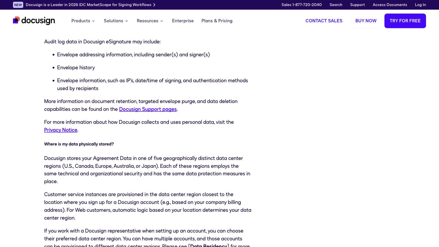 DocuSign Trust Centerのデータ管理とプライバシーのページ。DocuSignがAgreement Dataを地理的に異なる五つのデータセンターリージョン——米国・カナダ・欧州・オーストラリア・日本——のいずれかに保存し、中国本土のリージョンはないと述べる