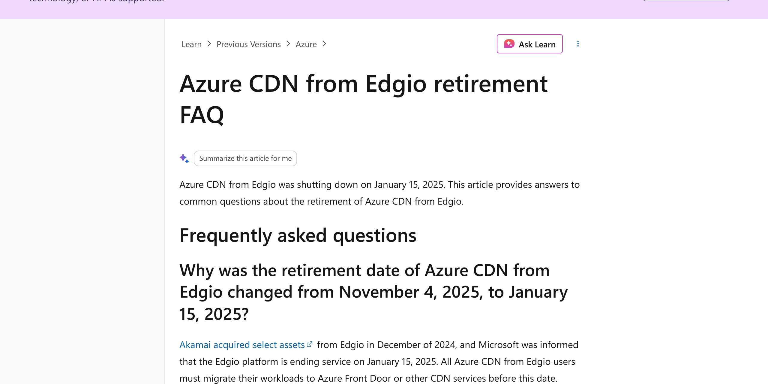 「Azure CDN from Edgio retirement FAQ」と題されたMicrosoft Learnのページ。Edgioがそのプラットフォームを2025年1月15日までに停止すると確認したことを記載し、主要な日付のまとめの表に2025年1月15日をEdgioプラットフォームの停止として挙げている