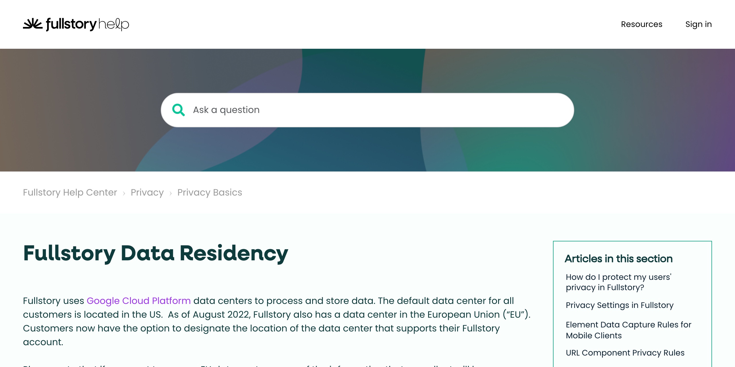 FullStoryのData Residencyヘルプページ。データの処理・保存にGoogle Cloud Platformのデータセンターを使い、既定のデータセンターは米国（NA1、us-central1）、EUのデータセンターは（EU1、europe-west3）と記載。中国本土のリージョンはない