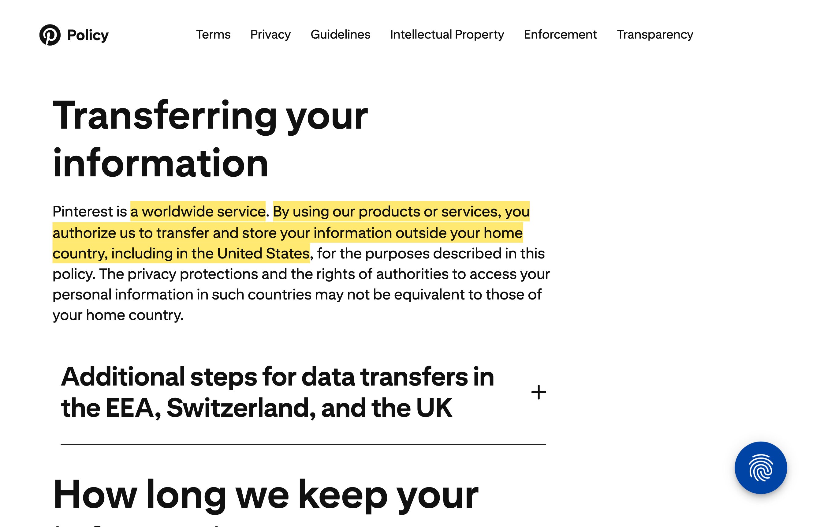 Pinterest のプライバシーポリシーの「Transferring your information」セクション。Pinterest が世界規模のサービスであり、その製品やサービスを使用することで利用者が自分の情報を母国の外（米国を含む）へ移転・保存することを承認する旨を記載し、中国本土のリージョンはない
